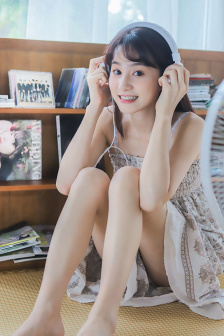 《苹果》